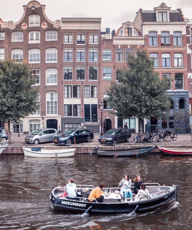 Amsterdam Things To Do - Amsterdam Canal Boat - Amsterdam Travel - La Vie en Travel